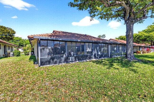 Building Photo - 10938 Roebelini Palm Ct