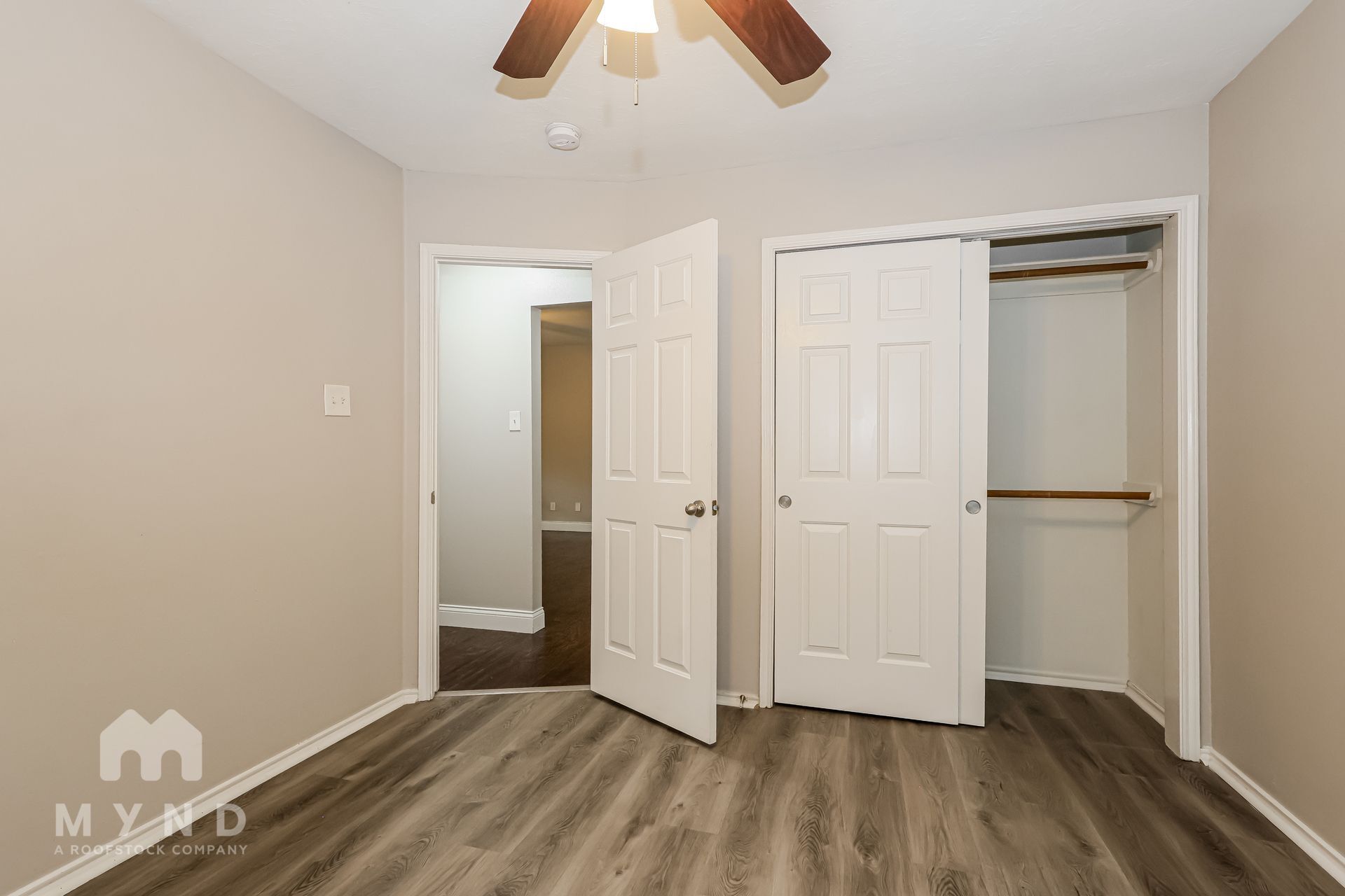 Building Photo - 12035 Thornecrest Dr