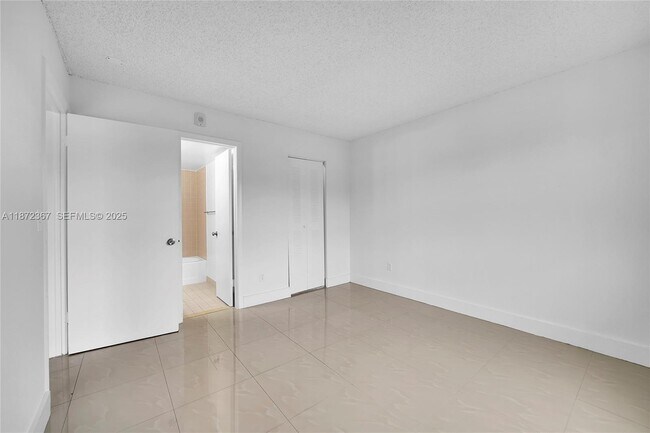 Building Photo - 8260 SW 210th St