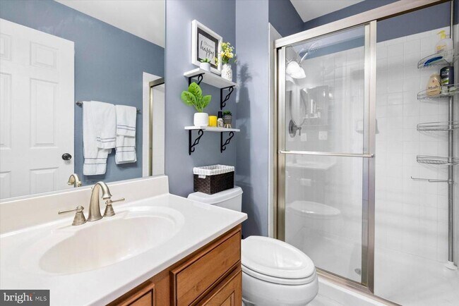 Building Photo - 6029 Popes Creek Pl