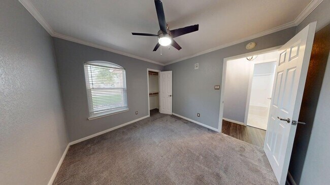Building Photo - 106 Cedar Ridge Dr