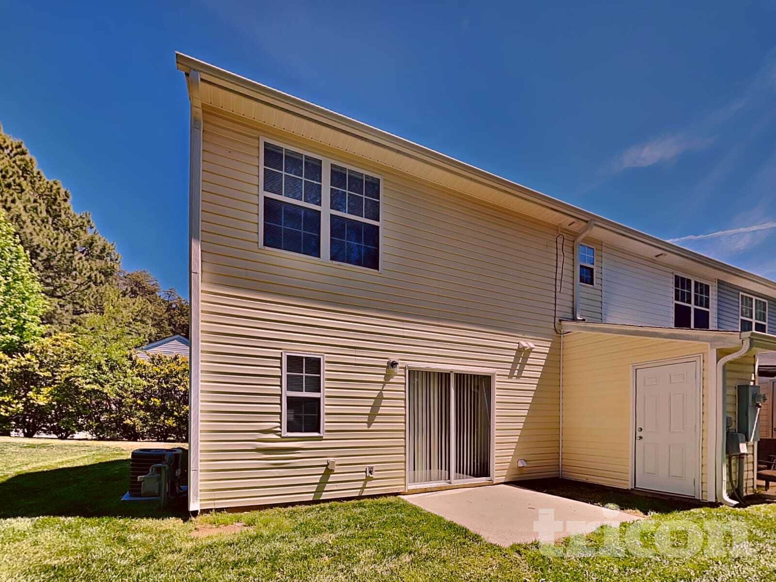 Building Photo - 12360 Hennigan Pl Ln