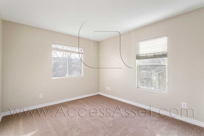 Building Photo - Spacious 3 Bed + Loft-Style Living in Lake Elsinore w/ Private Yard