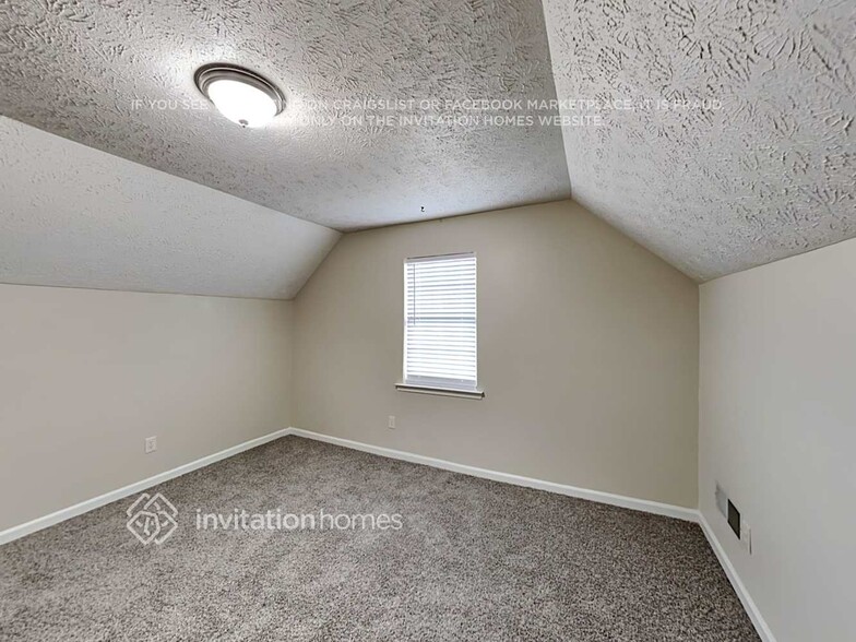 Building Photo - 71 Tanglewood Dr
