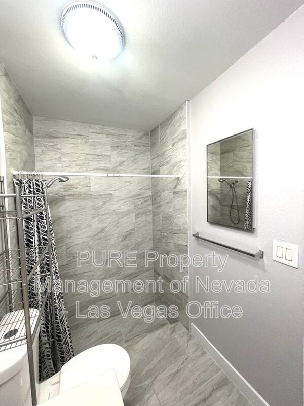 Building Photo - 5934 Via La Contera Dr