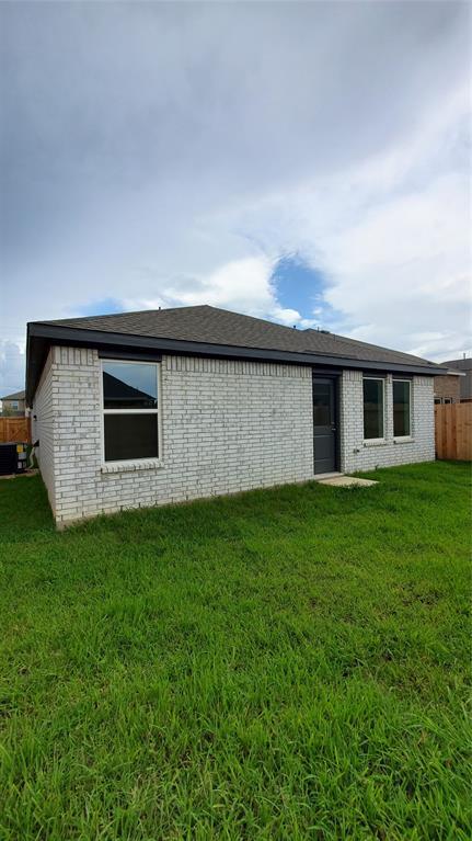 Building Photo - 28735 Texas Plns Dr
