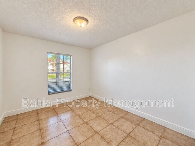 Building Photo - 13903 Timberland Dr
