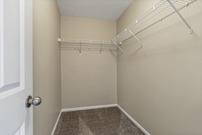 Building Photo - 1218 Green Dr