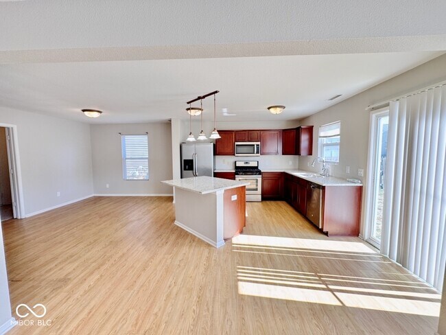 Building Photo - 12431 Teacup Way