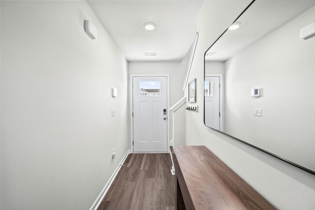 Building Photo - All Inclusive Seasonal Rental Available January 5-March 31st.