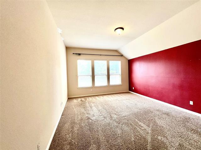 Building Photo - 5201 Pinewood Dr