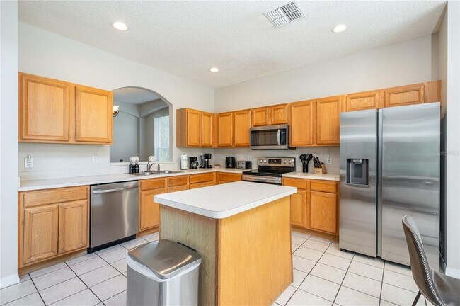 Building Photo - 8500 Sunrise Key Dr