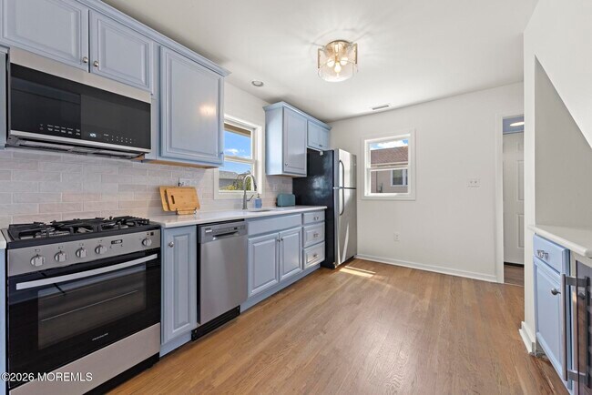 Building Photo - 19 Ardmore Dr
