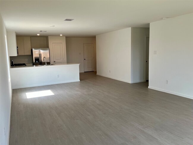 Building Photo - 15716 Plum Brk Dr