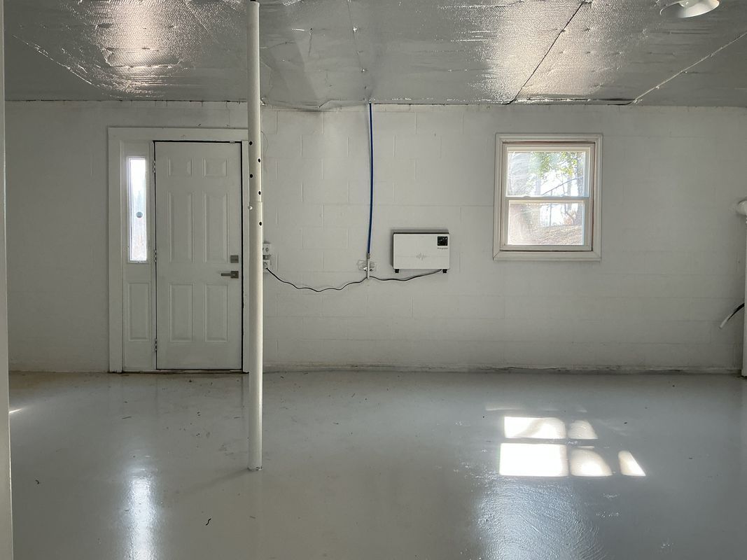 Building Photo - 4910 Pine Hall Rd