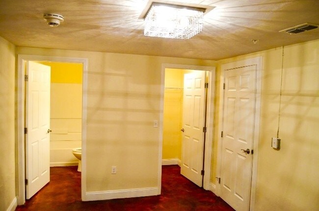 Interior Photo - Century Parc Apartments