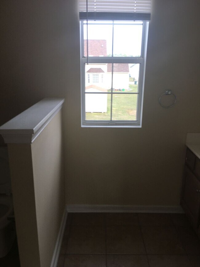 Building Photo - 1616 Fawcett Ln