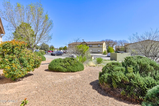 Building Photo - 935 Salida Ln