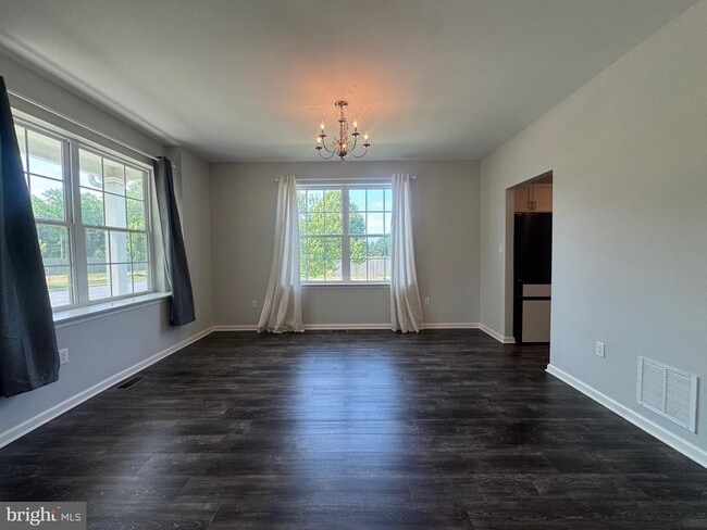 Building Photo - 148 Grissom Dr
