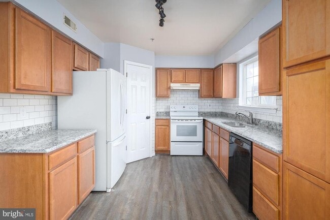 Building Photo - 3521 Derby Shire Cir