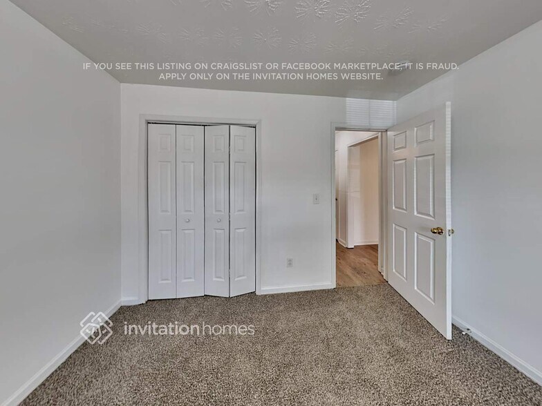 Building Photo - 385 Crestfield Cir