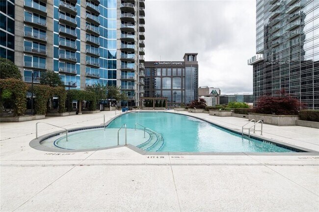 Building Photo - 400 W Peachtree St NW