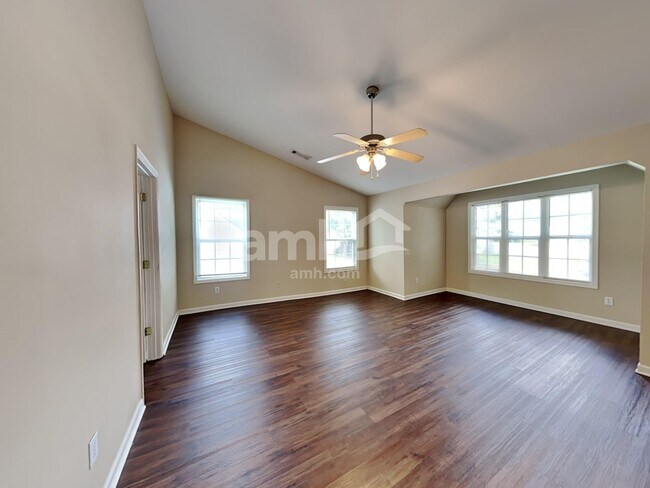 Building Photo - 6433 Grand Hickory Dr