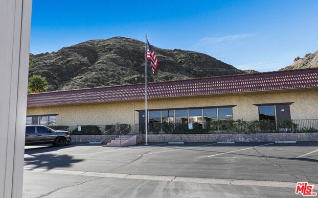 Building Photo - 69333 E Palm Canyon Dr