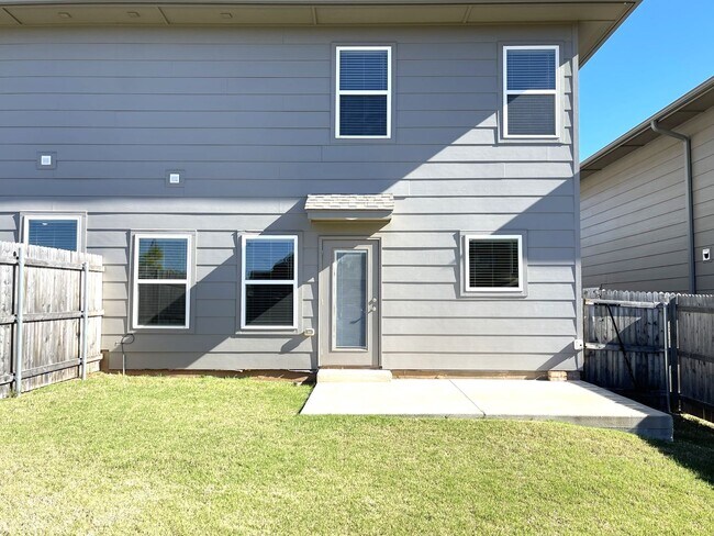 Building Photo - 13517 Blue Jacket Dr