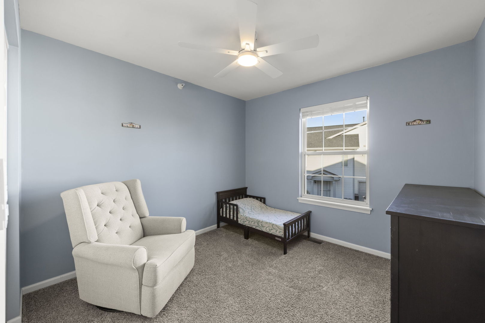 Building Photo - 2513 Dickens Dr