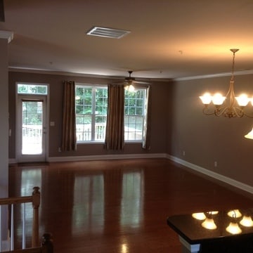 Building Photo - 502 Williamson St SE