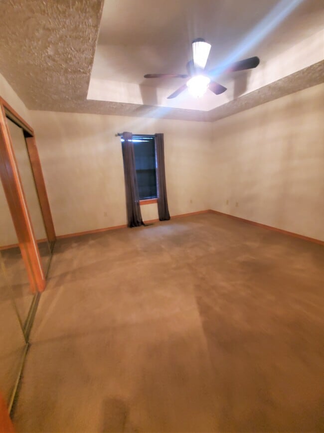 Building Photo - 601 Cypress Ave