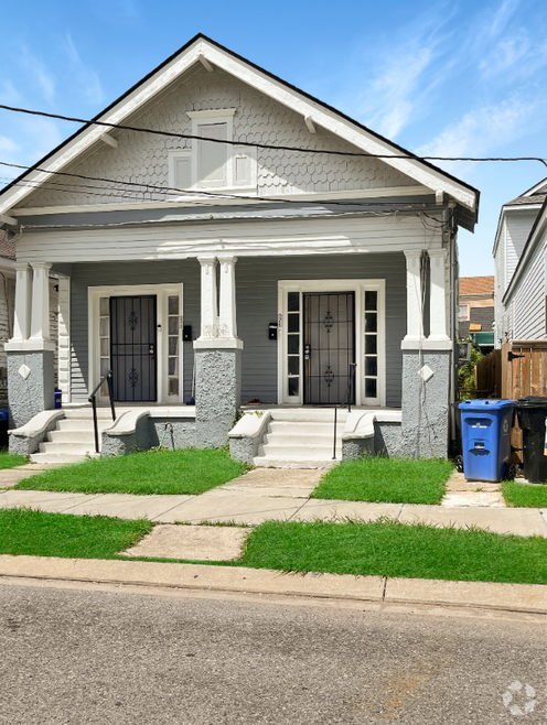 Building Photo - 2311 D'Abadie St