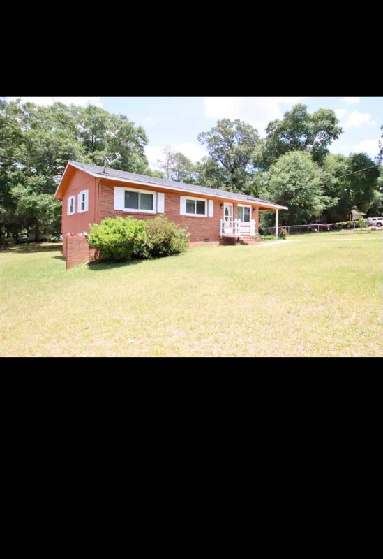 Primary Photo - 1106 Jewell Dr
