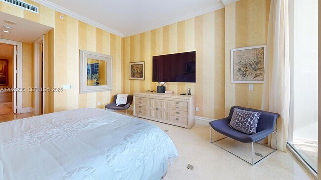 Building Photo - 10295 Collins Ave