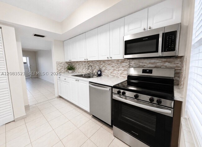 Building Photo - 14115 SW 66th St