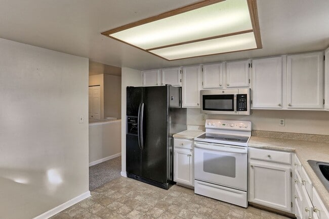 Building Photo - Charming West Fort Collins Rental!