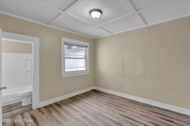 Building Photo - 1721 Wilson Ave