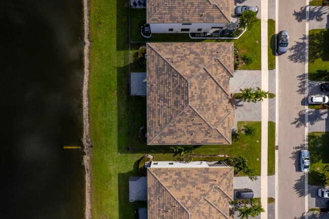 Building Photo - 8709 Corvus Dr