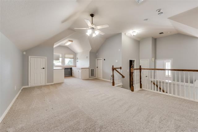 Building Photo - 2435 Waterside Dr