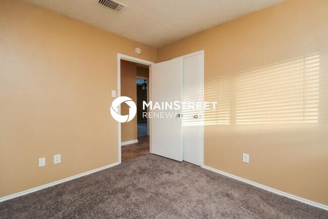 Building Photo - 3 Bedroom Pet-Friendly Home in Houston, TX...