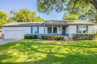 Building Photo - 6804 Springhill Rd