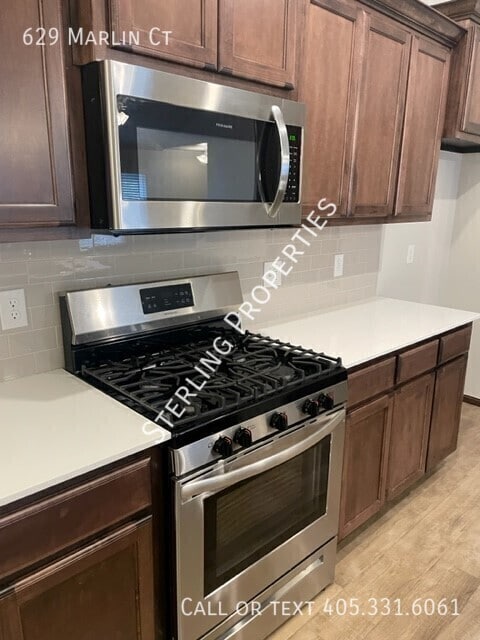 Building Photo - 629 Marlin Ct