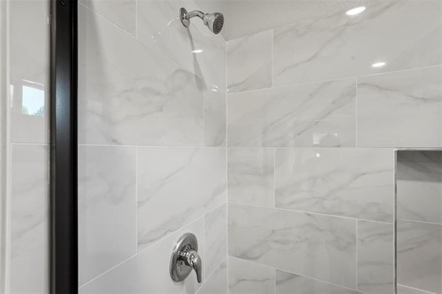 Building Photo - 2406 Beecha St