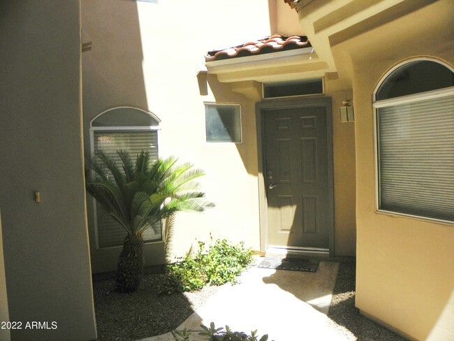 Primary Photo - 8653 E Royal Palm Rd
