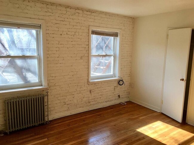 Building Photo - 40 Glenwood Ave