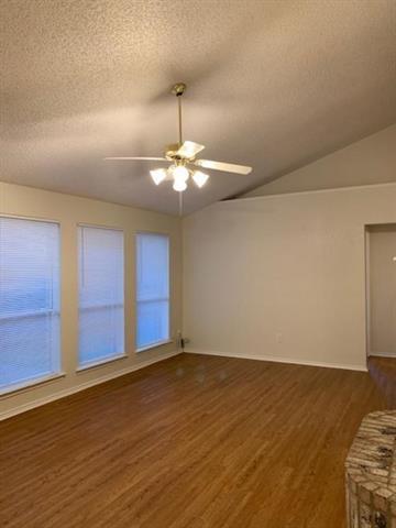 Building Photo - 10220 Maria Dr