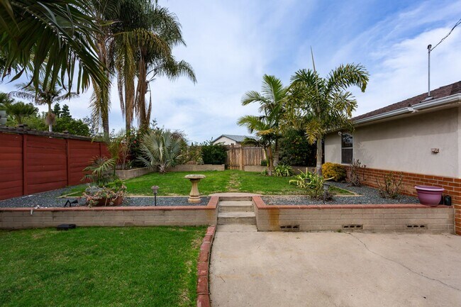 Building Photo - Traditional Home in Allied Gardens