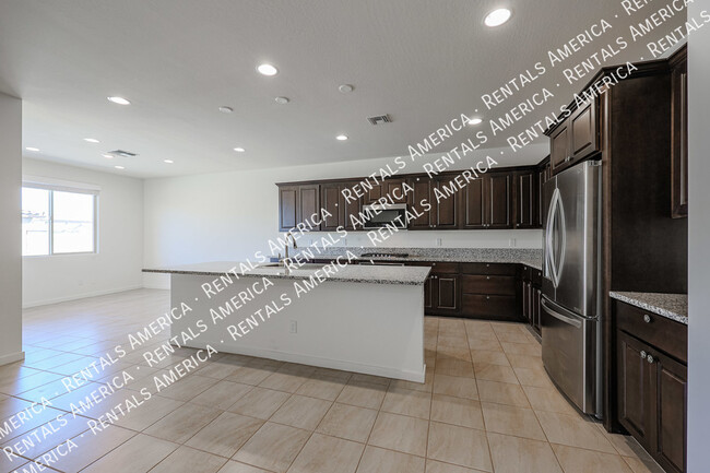Building Photo - 4806 S 110th Ave
