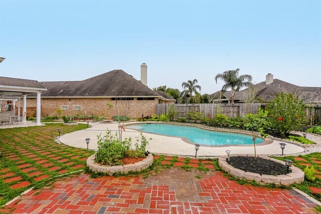 Building Photo - 2611 Oxhill Ct